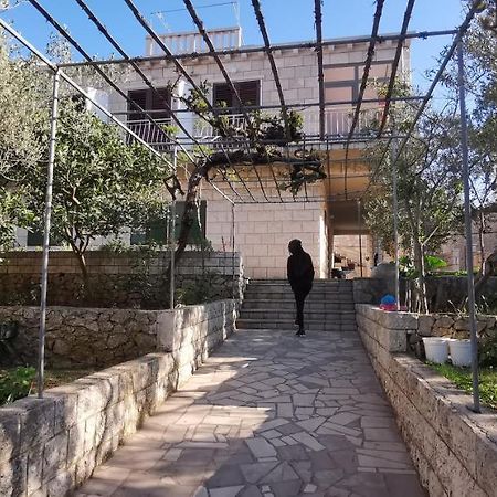 Big House For 14 People In Centre Of Lumbarda Apartment Exterior photo